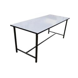 โต๊ะโรงอาหารหน้าฟอเมก้าขาว , โต๊ะโรงอาหาร,โต๊ะเก้าอี้ไม้,ชุดโต๊ะเก้าอี้ไม้, โต๊ะเก้าอี้โรงอาหาร, โต๊ะโรงอาหารโรงเรียน บริษัท โรงพยาบาล โรงงาน รับผลิตเฟอร์นิเจอร์