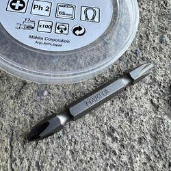 ดอกไขควงแฉกปลายแม่เหล็ก MAKITA 2x65 D-31653 ของแท้