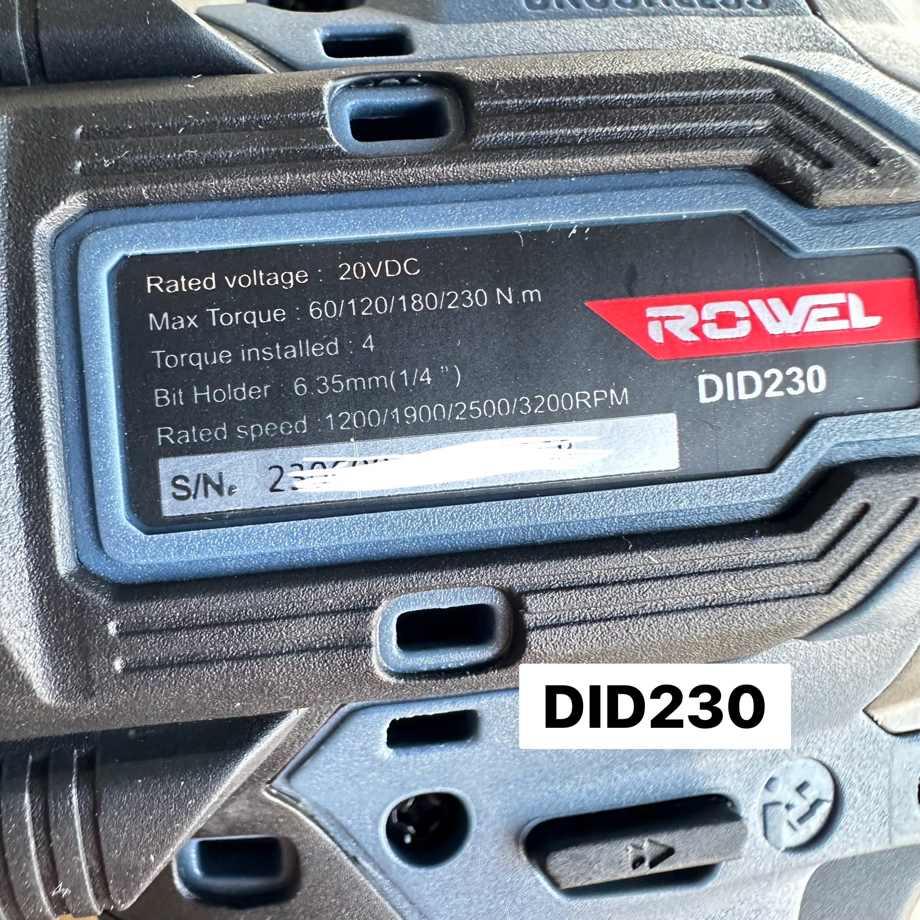 ไขควงกระแทกไร้สาย 1/2 ROWEL DID230 20V แบต 2 ก้อน ติดต่อทางร้านเพื่อรับราคาพิเศษ