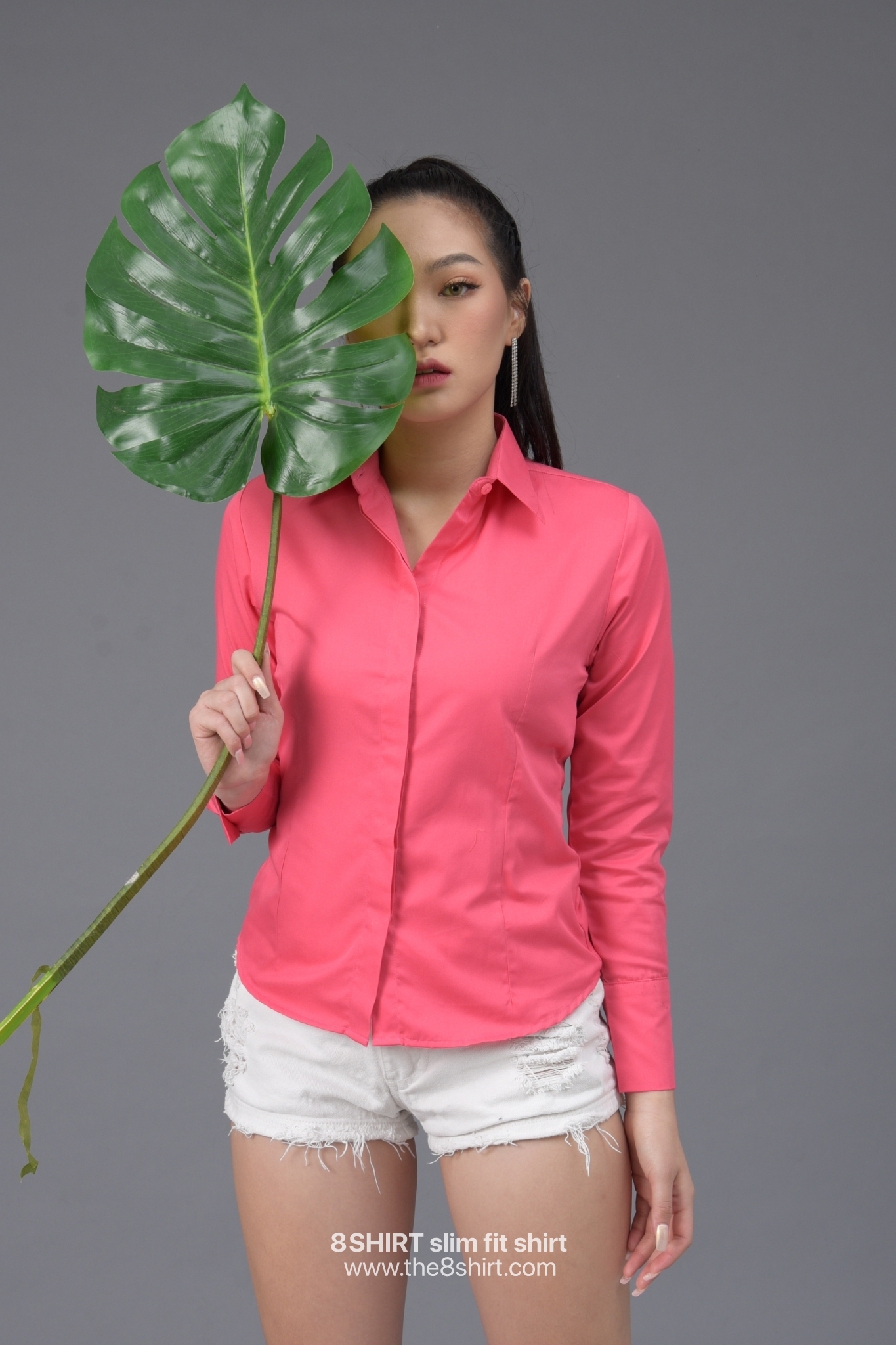 เสื้อเชิ้ตผู้หญิง ชมพูสด (HOT PINK) สลิมฟิต เข้ารูป แขนยาว เสื้อเชิ้ตทำงาน เสื้อยูนิฟอร์ม แบรนด์ 8SHIRT slim fit shirt พร้อมส่ง