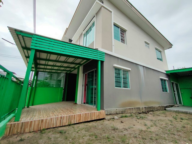 ขายทาวน์เฮ้าส์ 2 ชั้น พฤกษาวิลล์77 ติดถนน พุทธมณฑลสาย4 บ้านใหม่ ทำเลดี หลังริมใน ทิศดี ไม่ร้อน 33.3 ตารางวา