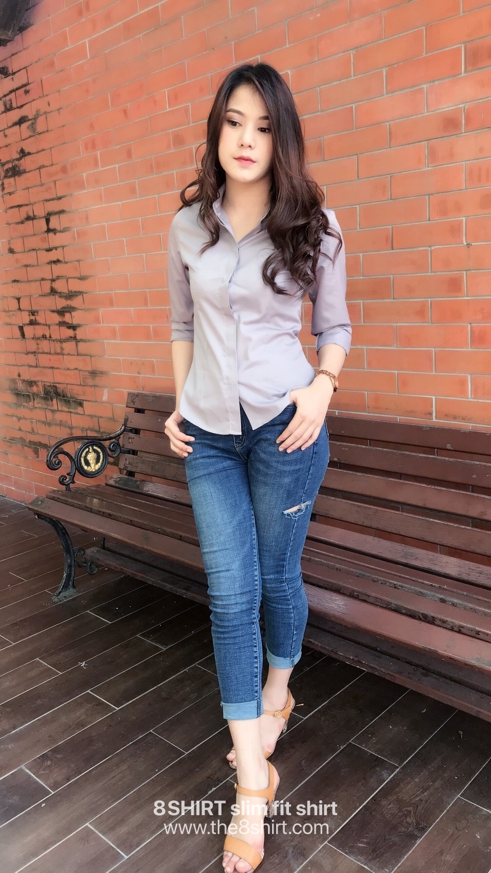 เสื้อเชิ้ตผู้หญิงสีเทาอ่อน สลิมฟิต เข้ารูป แขนยาว เสื้อเชิ้ตทำงาน เสื้อยูนิฟอร์ม แบรนด์ 8SHIRT slim fit shirt พร้อมส่ง