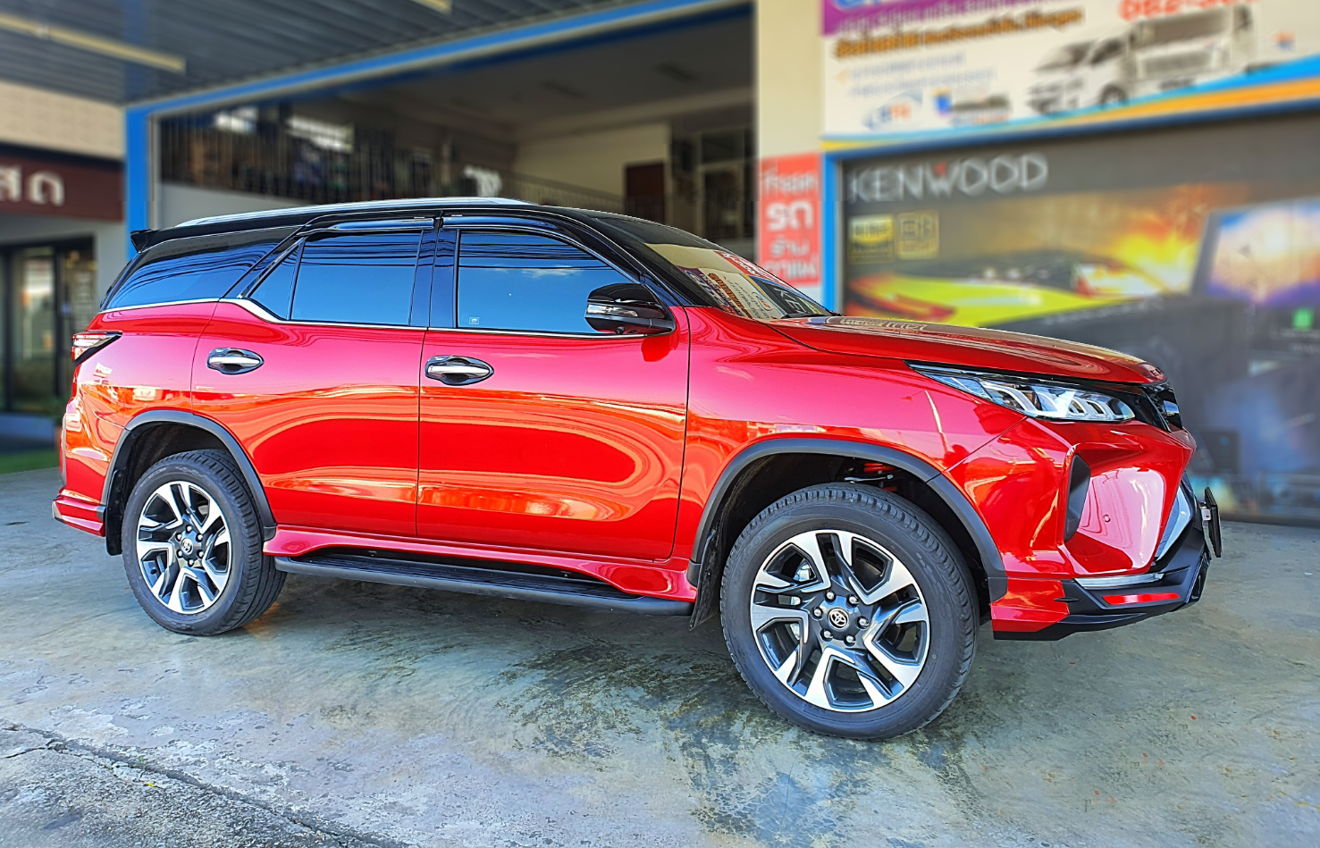 Vazooma-XT By TMC VS Toyota All New Fortuner Facelift Legender'2020-On [พิเศษให้เยอะกว่าใคร...พบได้แล้วที่นี่]