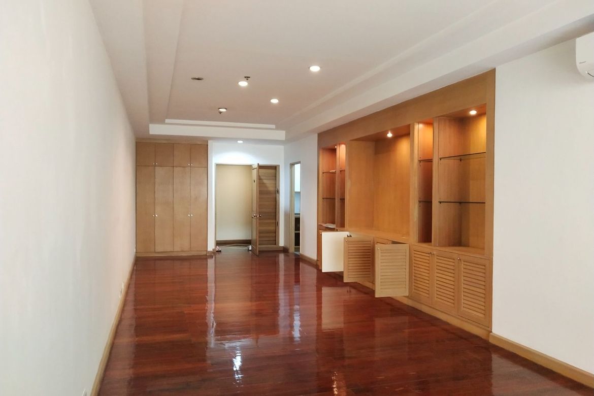 คอนโด บ้านเจ้าพระยา : 78.18 ตารางเมตร คลองสาน ใกล้ BTS สะพานตากสิน ขายถูกที่สุดในโครงการ