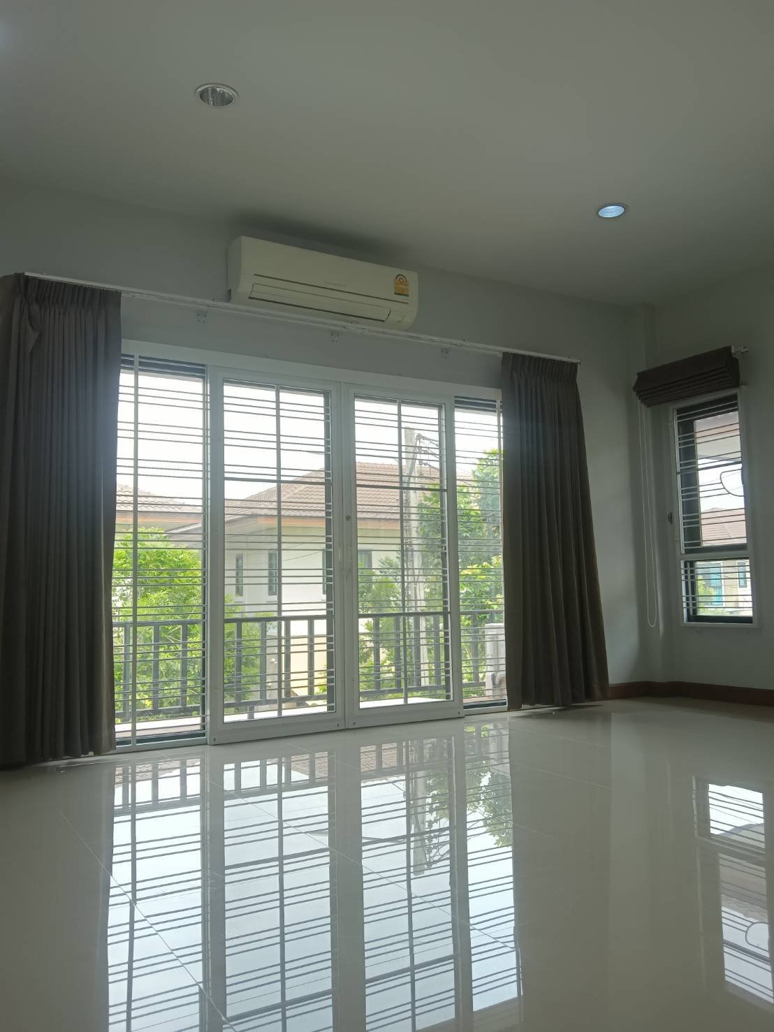 *เช่าแล้ว*ให้เช่า บ้านเดี่ยว 2 ชั้น 69.6ตร.ว. ถนนพุทธมณฑลสาย7 ถนนกำลังขยายทางเป็น 6เลน . 17,000บาท /เดือน