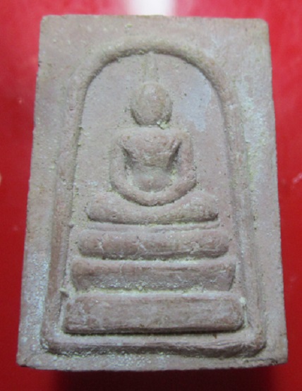 พระสมเด็จรุ่นแรก หลวงตาแยง วัดภูทอก จ.บึงกาฬ ปี2545 องค์ที่2