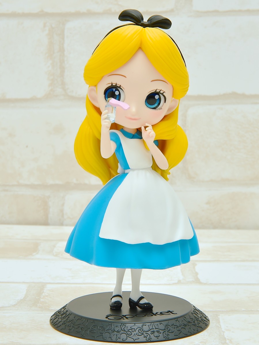 Alice Thinking Time - Normal Color ของแท้ JP - Q Posket Banpresto [โมเดล Disney]