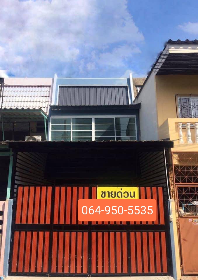 ทาวน์เฮ้าส์16ตรว.สวย รีโนเวทใหม่ พร้อมเข้าอยู่ อาคาร 2ชั้น ขนาด 16ตรว. ซอยเพชรเกษม62/4 ติดสถานีรถไฟฟ้าตลาดบางแค