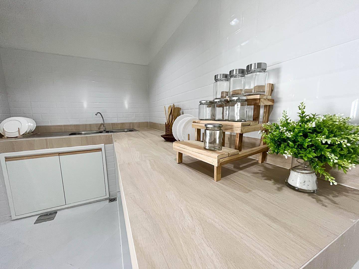 ขายแล้ว* ทาวน์เฮ้าส์ ทำเลพุทธมณฑลสาย 4 หมู่บ้าน จิตรณรงค์ 21 ขนาดพื้นที่ 16 ตรว. รีโนเวทใหม่ พร้อมอยู่ เพียง 1.38 ล้าน บาท