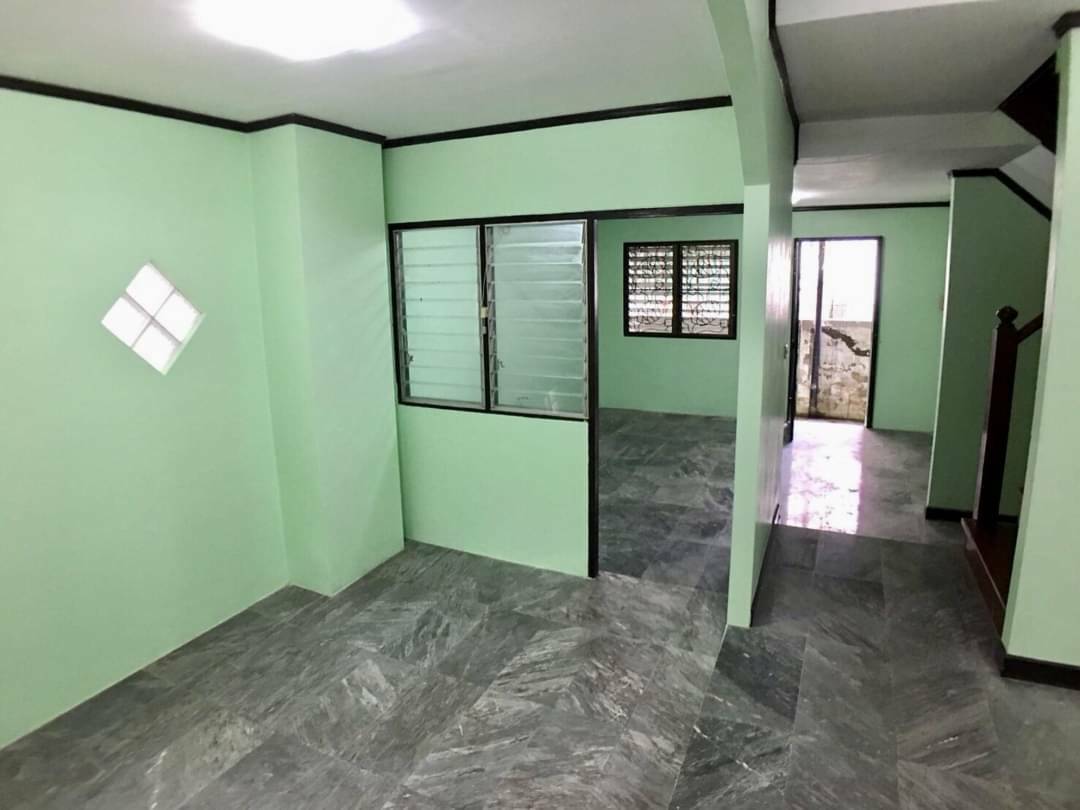 *ขายแล้ว* ทาวน์เฮ้าส์ ธนาสุข 18 ตรว. บางบอน ขายถูก พร้อมผู้เช่า ต่อเติม ปรับปรุงใหม่ เหมาะซื้อลงทุน