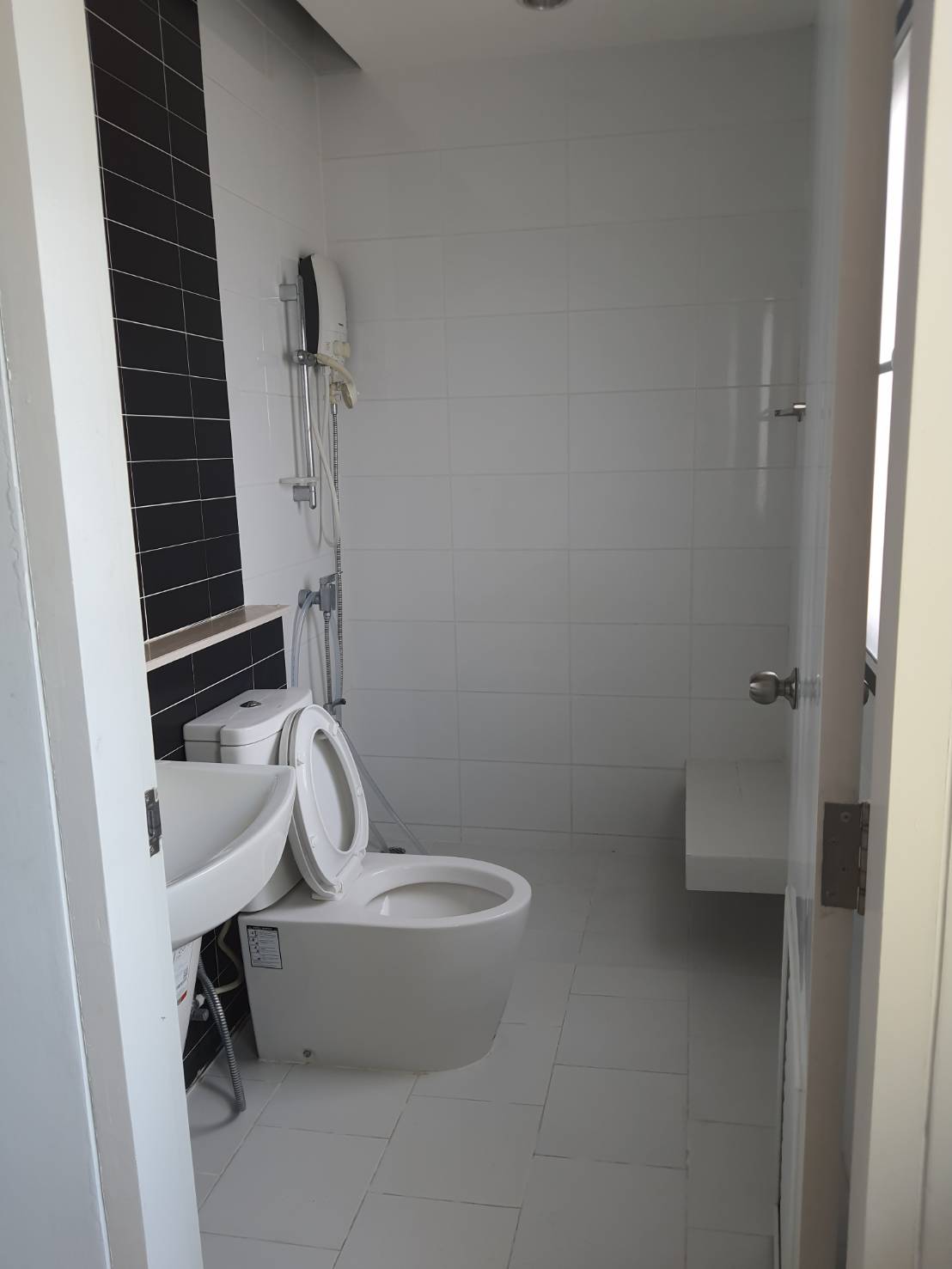 เช่าแล้ว* ให้เช่าทาวน์โฮม 3 ชั้น หมู่บ้านซิกเนเจอร์ เพชรเกษม 69 เนื้อที่ 17.1 ตารางวา 3นอน 3น้ำ