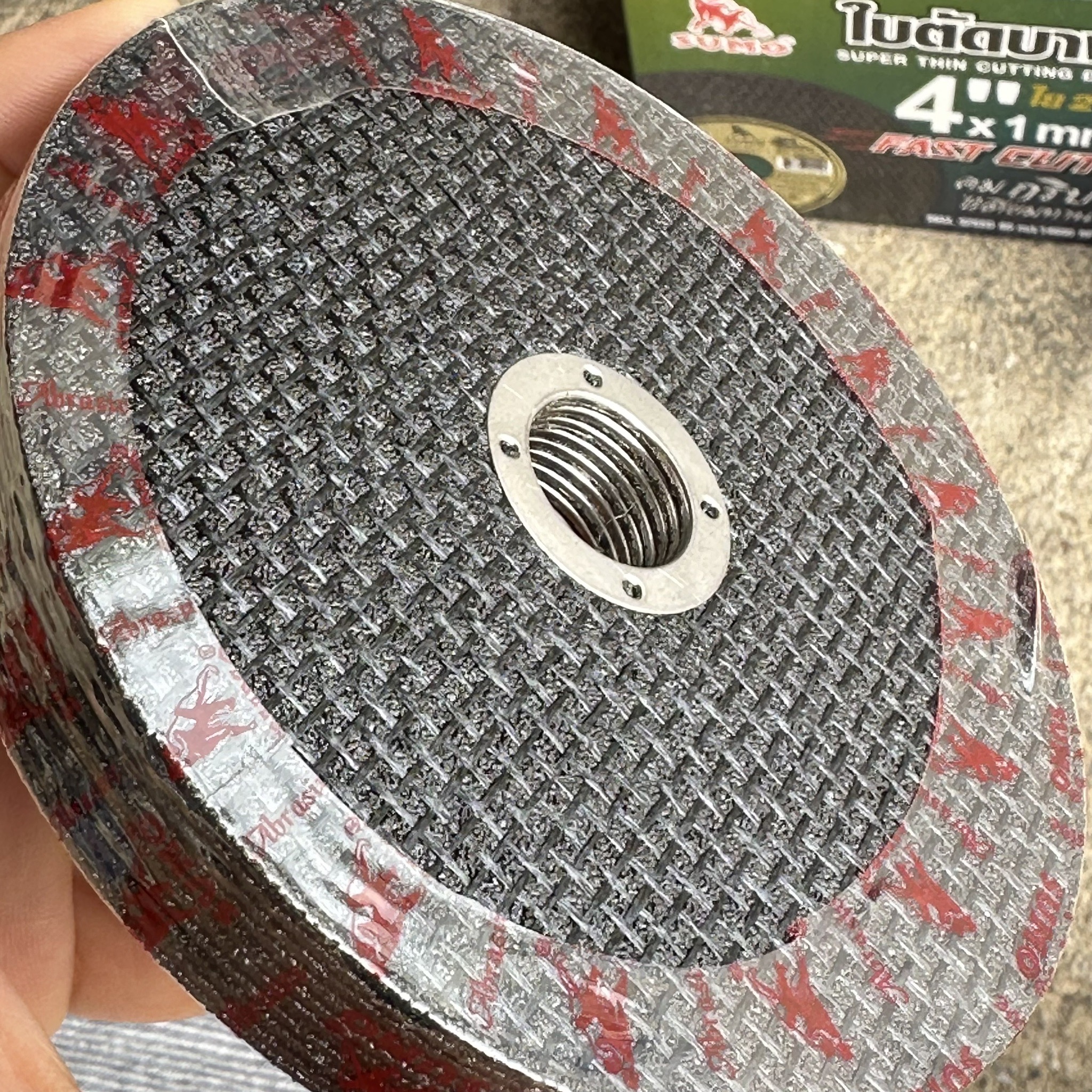 แผ่นตัด 4x1 SUMO FASTCUT สีทอง (50ใบ) แพ็คเกจล่าสุด ของแท้ทุกใบ ไม่ลักไก่ยัดของปลอมปน