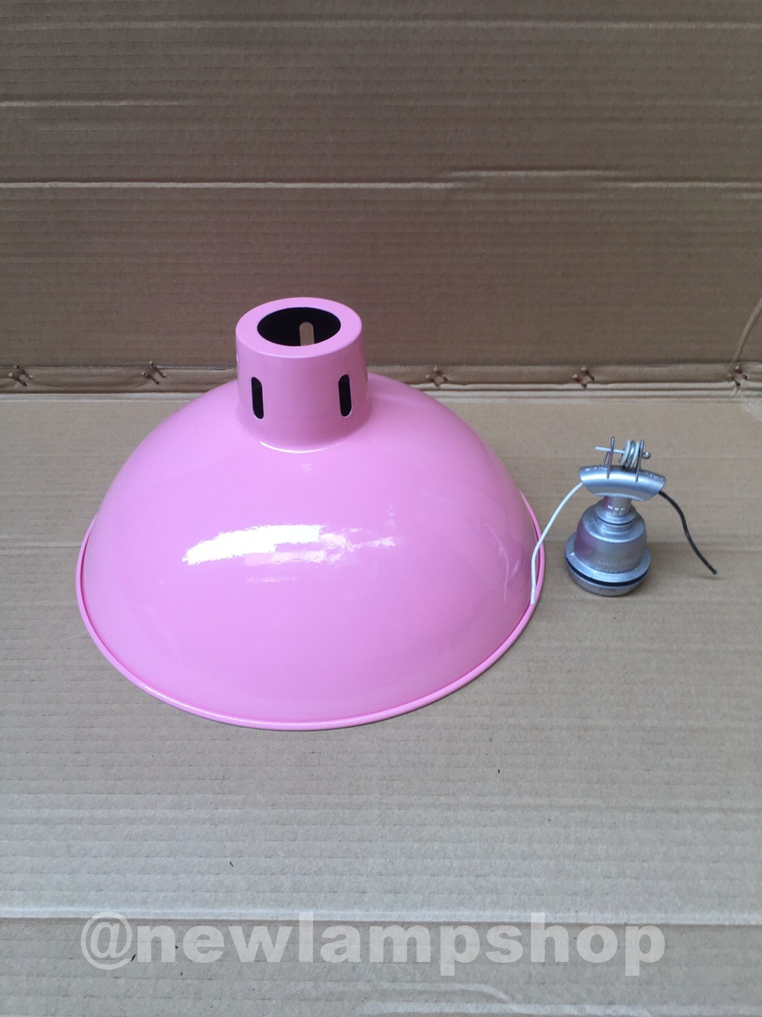 โคมฝาชีอลูมีเนียม สีเคลือบ 12” 7 สี สวยงามให้เลือกสรร (ราคาเฉพาะโคมฝาชี)