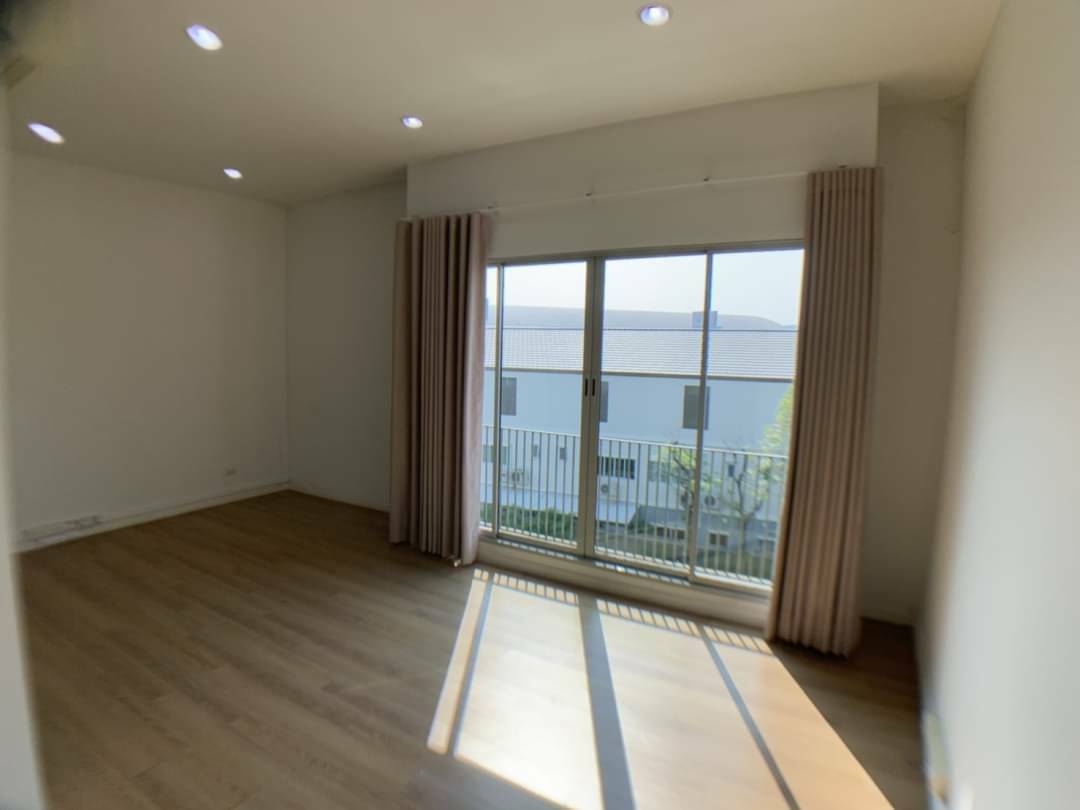 ขาย ทาวน์โฮม Patio พาทิโอ แจ้งวัฒนะ ( เมืองทอง ) 22 ตารางวา