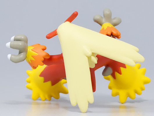 Blaziken ของแท้ JP - Monster Collection Takara Tomy [โมเดลโปเกมอน]