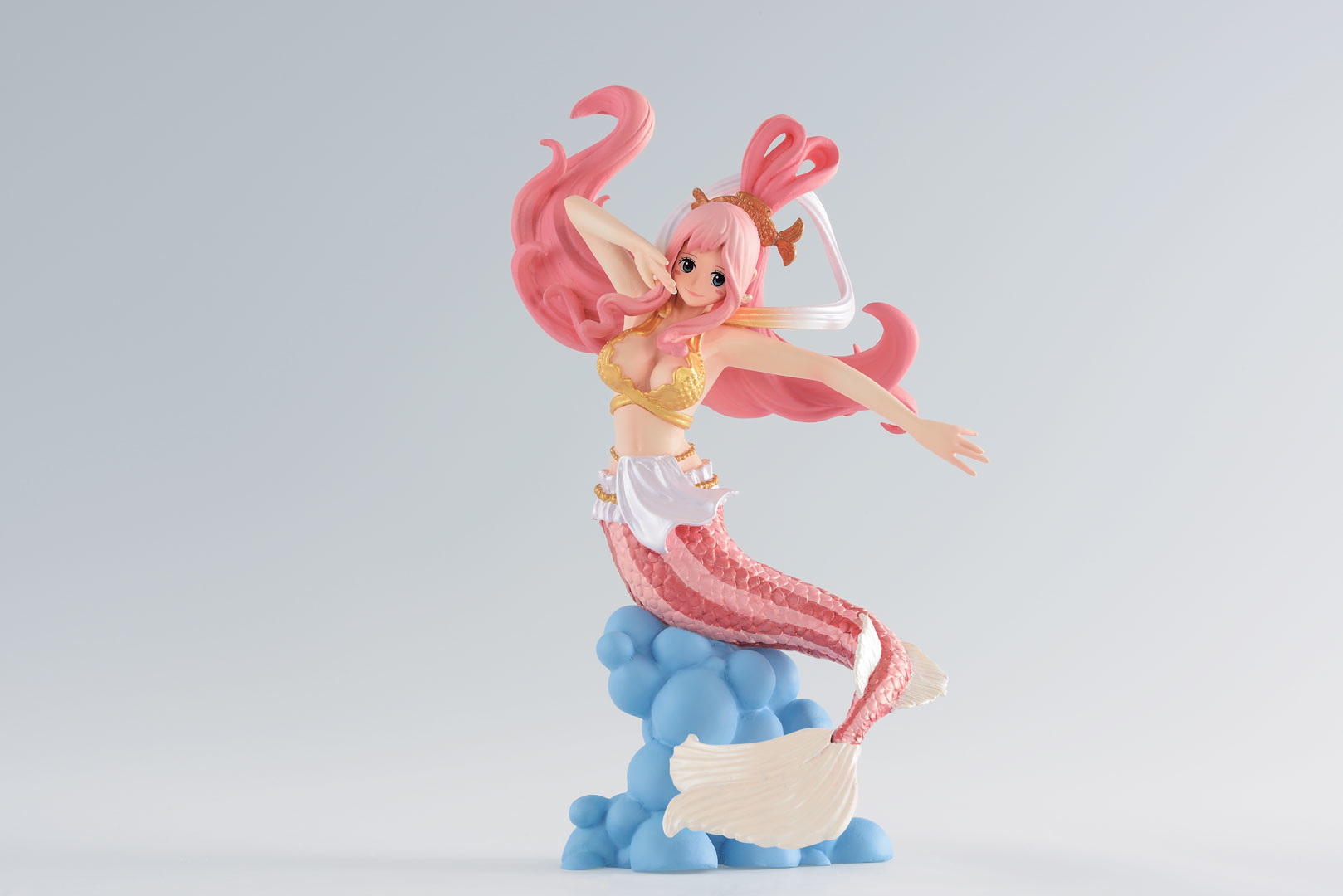 Shirahoshi ของแท้ JP แมวทอง - Banpresto World Figure Colosseum [โมเดลวันพีช]