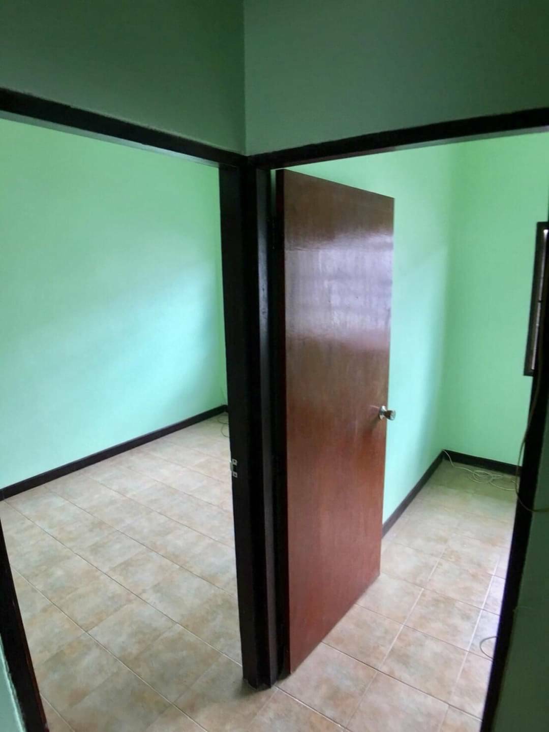 *ขายแล้ว* ทาวน์เฮ้าส์ ธนาสุข 18 ตรว. บางบอน ขายถูก พร้อมผู้เช่า ต่อเติม ปรับปรุงใหม่ เหมาะซื้อลงทุน