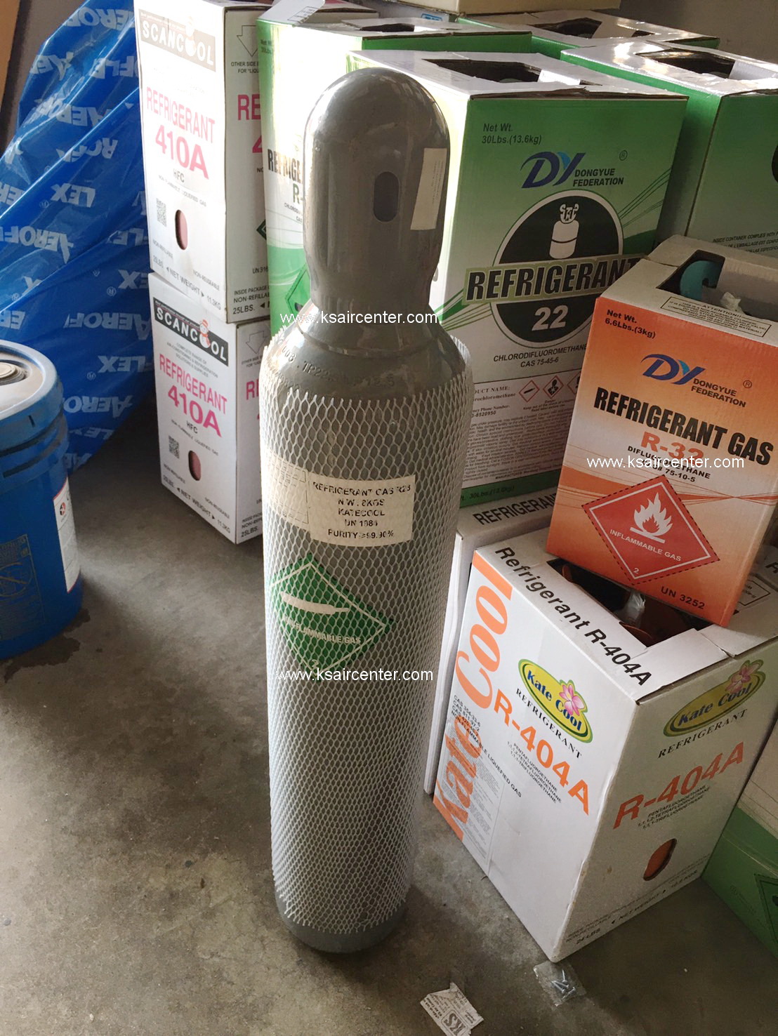 น้ำยาแอร์ R-23 ขนาด 8 กก (17.6 ปอนด์)