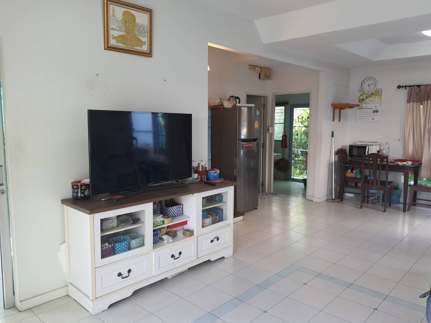 ขายบ้านเดี่ยว 2 ชั้น ม.พฤกษ์ลดา-พุทธสาคร (สาย4 ตัดใหม่) เจ้าของโครงการ : แลนด์แอนด์เฮ้าส์ - เนื้อที่ 56 ตร.ว. - พื้นที่ใช้สอย 145 ตร.ม. - ขนาด 3 ห้องนอน 2 ห้องน้ำ