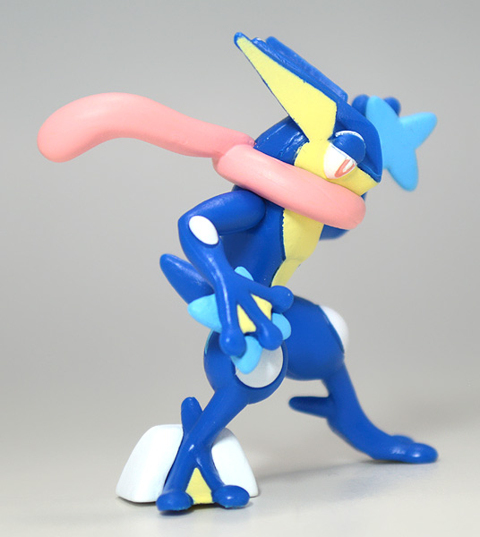 Greninja ของแท้ JP - Monster Collection Takara Tomy [โมเดลโปเกมอน]