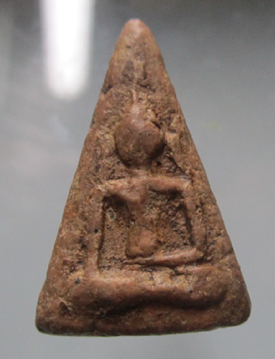 พระเนื้อผงเก่า พิมพ์นางพญาแขนหักศอก เก่าไม่ทราบที่