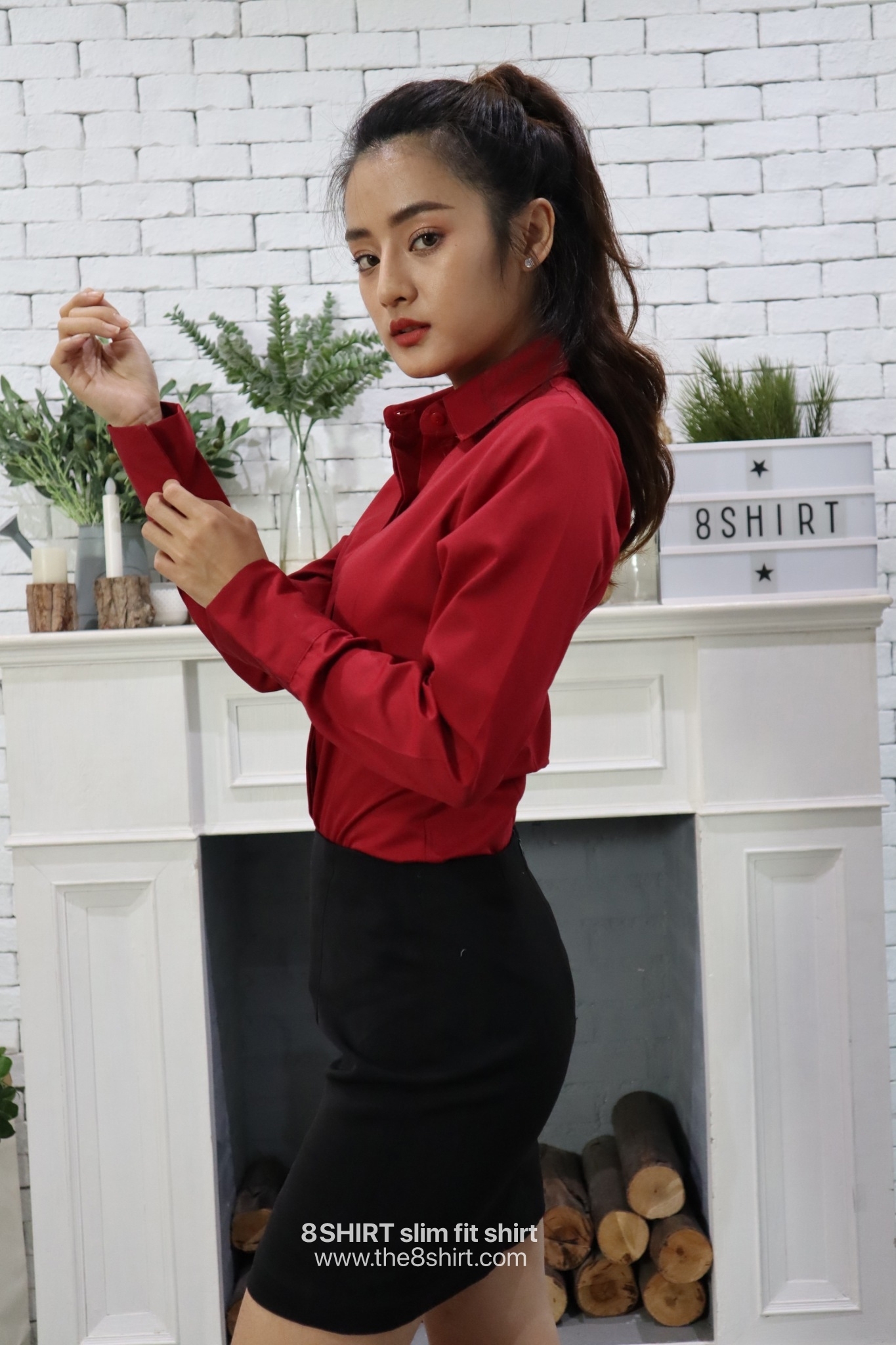 เสื้อเชิ้ตผู้หญิง แดงเลือดนก (Maroon Red) สลิมฟิต เข้ารูป แขนยาว เสื้อเชิ้ตทำงาน เสื้อยูนิฟอร์ม แบรนด์ 8SHIRT slim fit shirt พร้อมส่ง