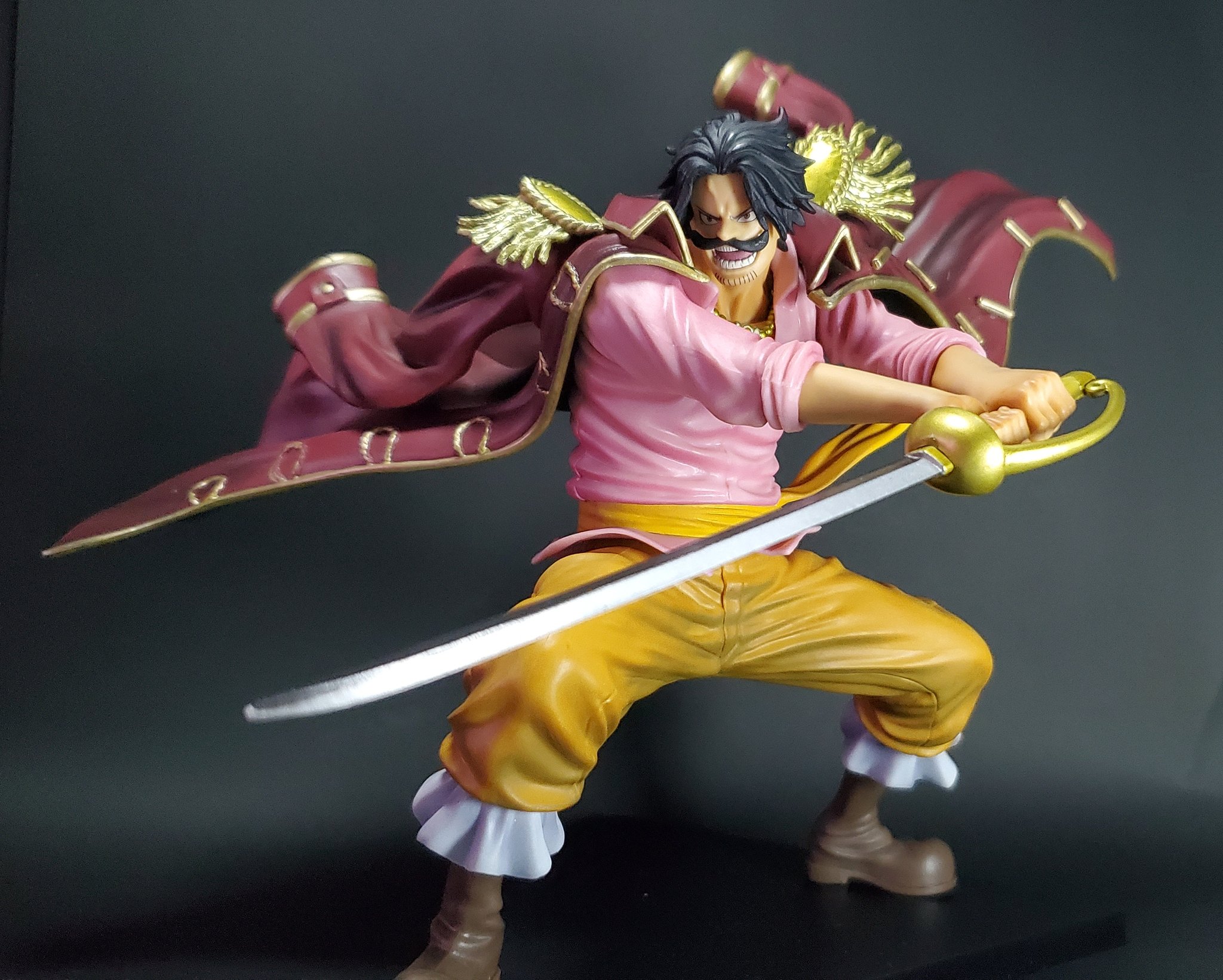 Gol D Roger VS Edward Newgate ของแท้ JP แมวทอง - Ichiban Kuji Banpresto [โมเดลวันพีช] (2 ตัว)