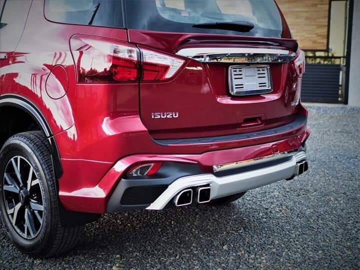 Fx-V.2 VS Isuzu Mu-x(ติดตั้งกับรถรุ่นONYX)'2017-On [หล่อล้ำ สวยเก๋ มีสไตล์ เป็นของตนเองจนใครๆเหลี่ยวมอง รอให้คุณจับจองได้แล้ววันนี้]