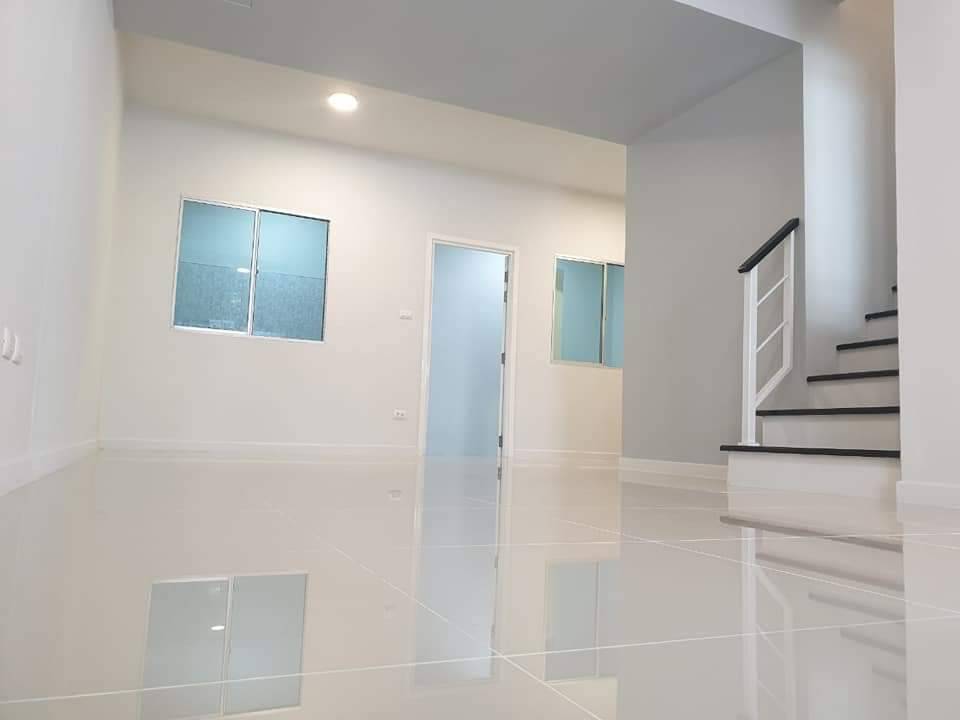 ขายหมู่บ้านพฤกษา96/1 รังสิต-คลองหลวง2 บ้านสวย งานพรีเมี่ยม สำหรับคนทำงานย่านคลองหลวง รังสิต หน้ากว้าง 6เมตร 3นอน 2น้ำ