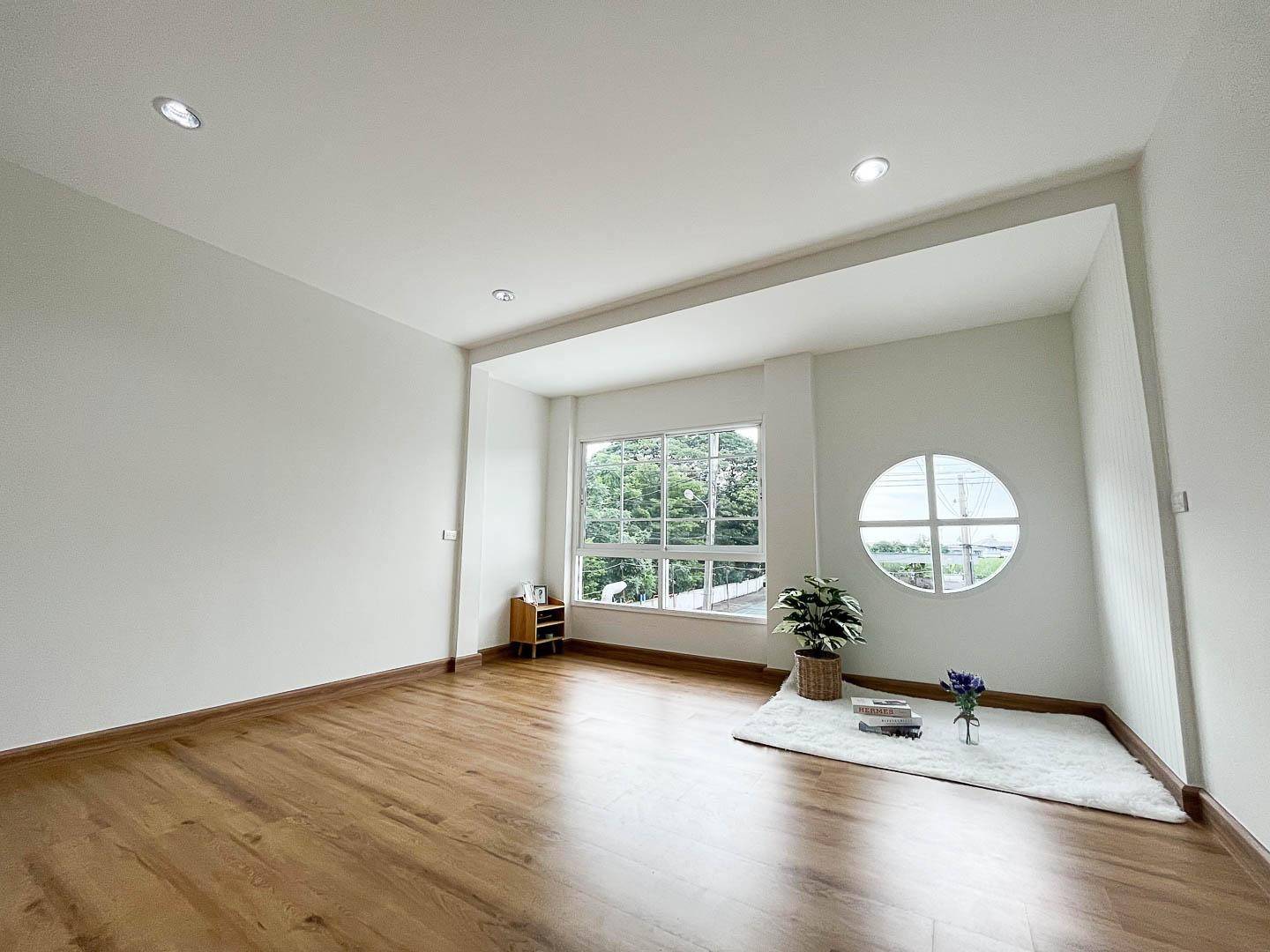 ขายแล้ว* ทาวน์เฮ้าส์ ทำเลพุทธมณฑลสาย 4 หมู่บ้าน จิตรณรงค์ 21 ขนาดพื้นที่ 16 ตรว. รีโนเวทใหม่ พร้อมอยู่ เพียง 1.38 ล้าน บาท