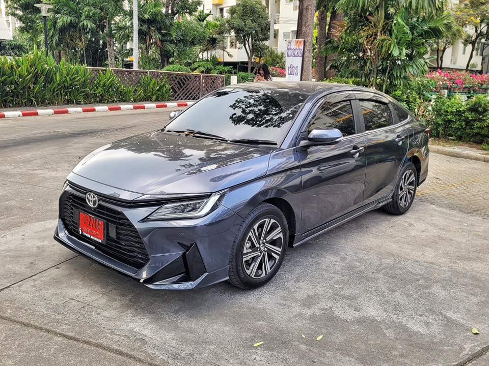 LUSSO VS Toyota Yaris Ativ 4D 2023 [กับความแตกต่างที่ลงตัว!!]