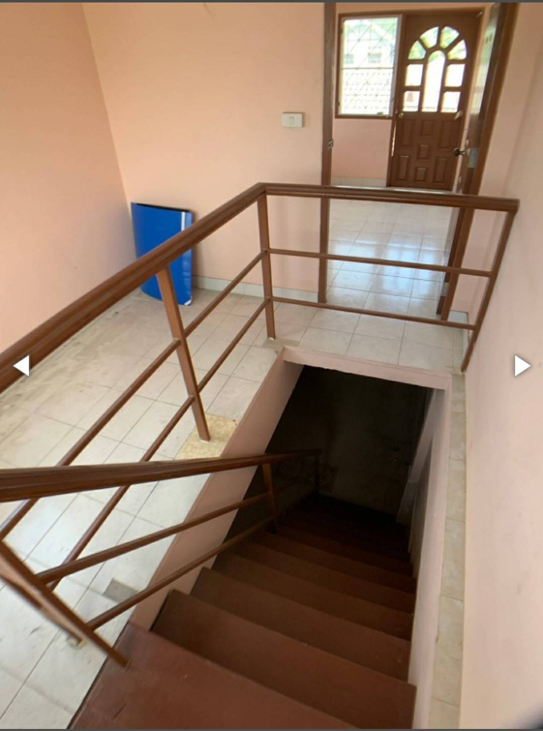 ขายบ้านเดี่ยว เพชรเกษม 81/6 ใกล้กรมที่ดิน ห่าง MRT หลักสองประมาณ 7กม. หมู่บ้านหรรษา 44 ตรว. 5 นอน พื้นที่ใช้สอย 186 ตรม. ต่อเติมเต็มพื้นที่ หน้ากว้าง 11 เมตร จอดรถได้ 2-3คันสบาย