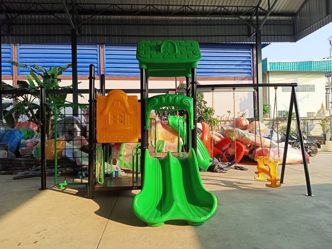 เครื่องเล่นสนาม กลางแจ้ง ชุดบ้านเด็กหรรษา,ปีนป่าย ชิงช้า สไลเดอร์, กระดานลื่น, ของเล่น,ครุภัณฑ์สนามเด็กเล่น, สพฐ,โครงการโรงเรียนประชารัฐ