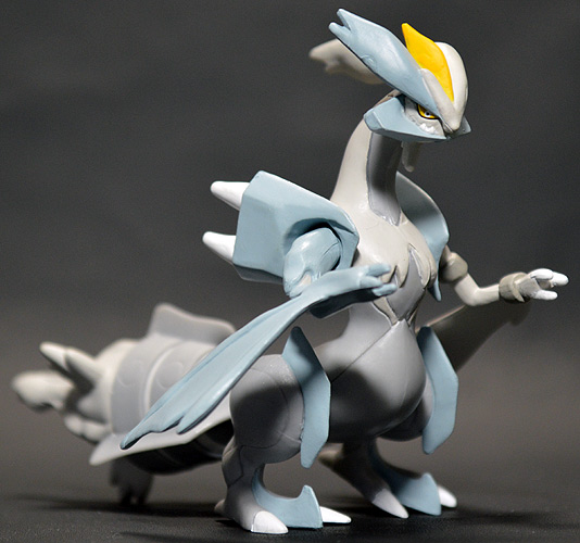 White Kyurem ของแท้ JP - Monster Collection Takara Tomy [โมเดลโปเกมอน]