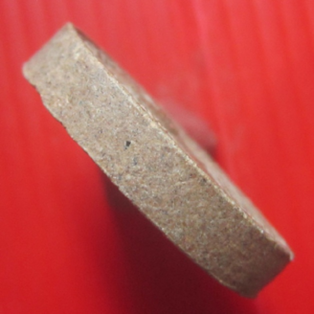 พระผงว่านรูปเหมือน พระอาจารย์เด่นดวง วัดน้อยสามัคคี อ.เสลภูมิ จ.ร้อยเอ็ด องค์ที่4