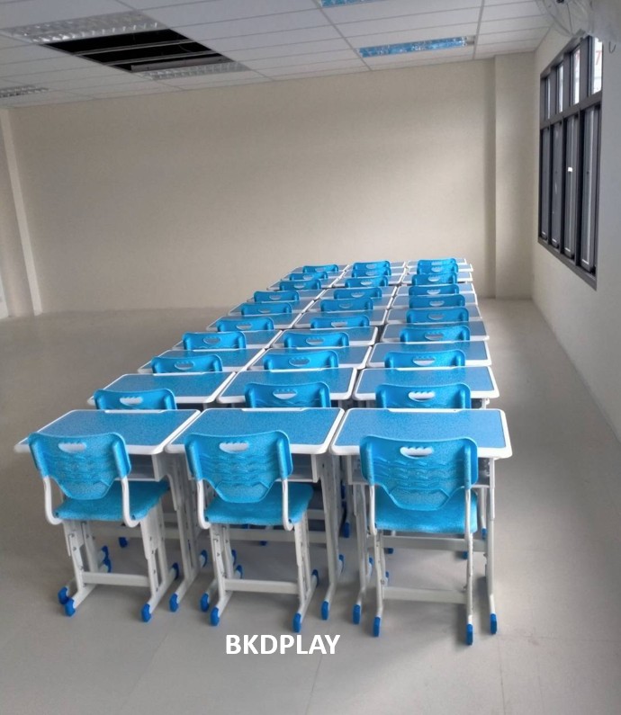 ชุดโต๊ะอนุบาล-ประถม ชุดโต๊เก้าอี้เรียนเดี่ยว ปรับระดับได้ ขาคู่ นักเรียนประถม, โต๊ะเรียนเดี่ยว โต๊ะนักเรียนประถม-มัธยม โต๊ะเขียนหนังสือ เฟอร์นิเจอร์เด็ก พร้อมส่ง
