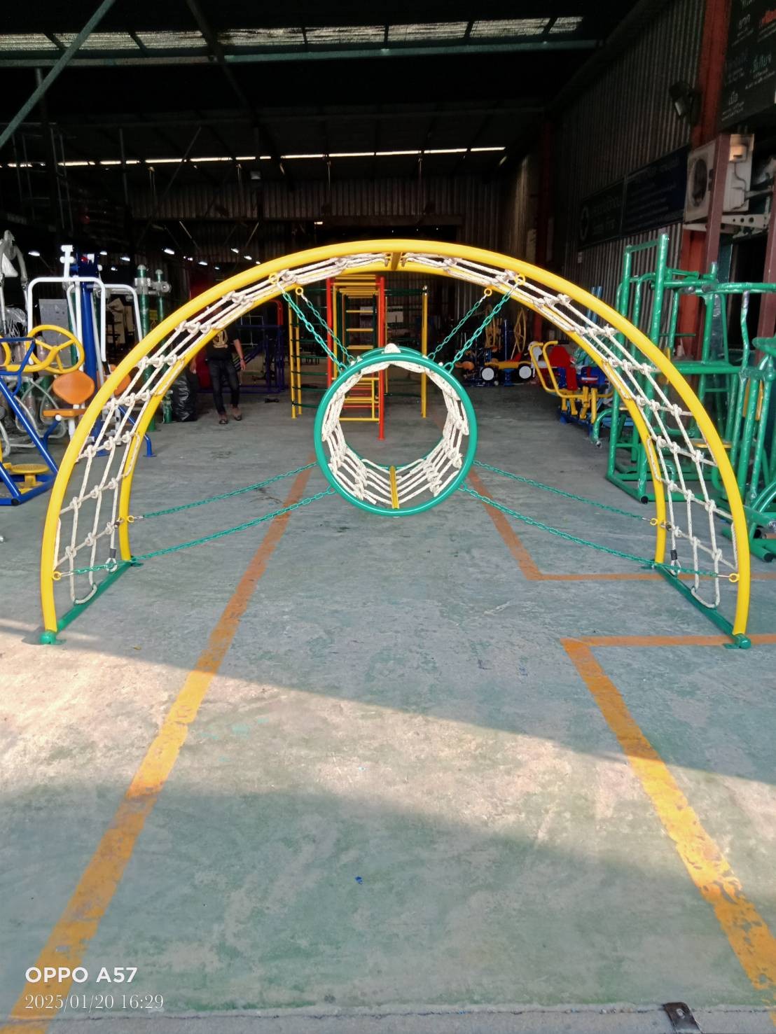 บาร์เชือกวงไต่, เครื่องเล่นสนามกลางแจ้ง , เครื่องเล่นสนามแบบเหล็ก,ชิงช้า,สไลเดอร์,โยกเยกเหล็ก, ม้าหมุน, OutdoorPlayground, ราคาโรงงาน ขนาด 100x300x170 ซม.