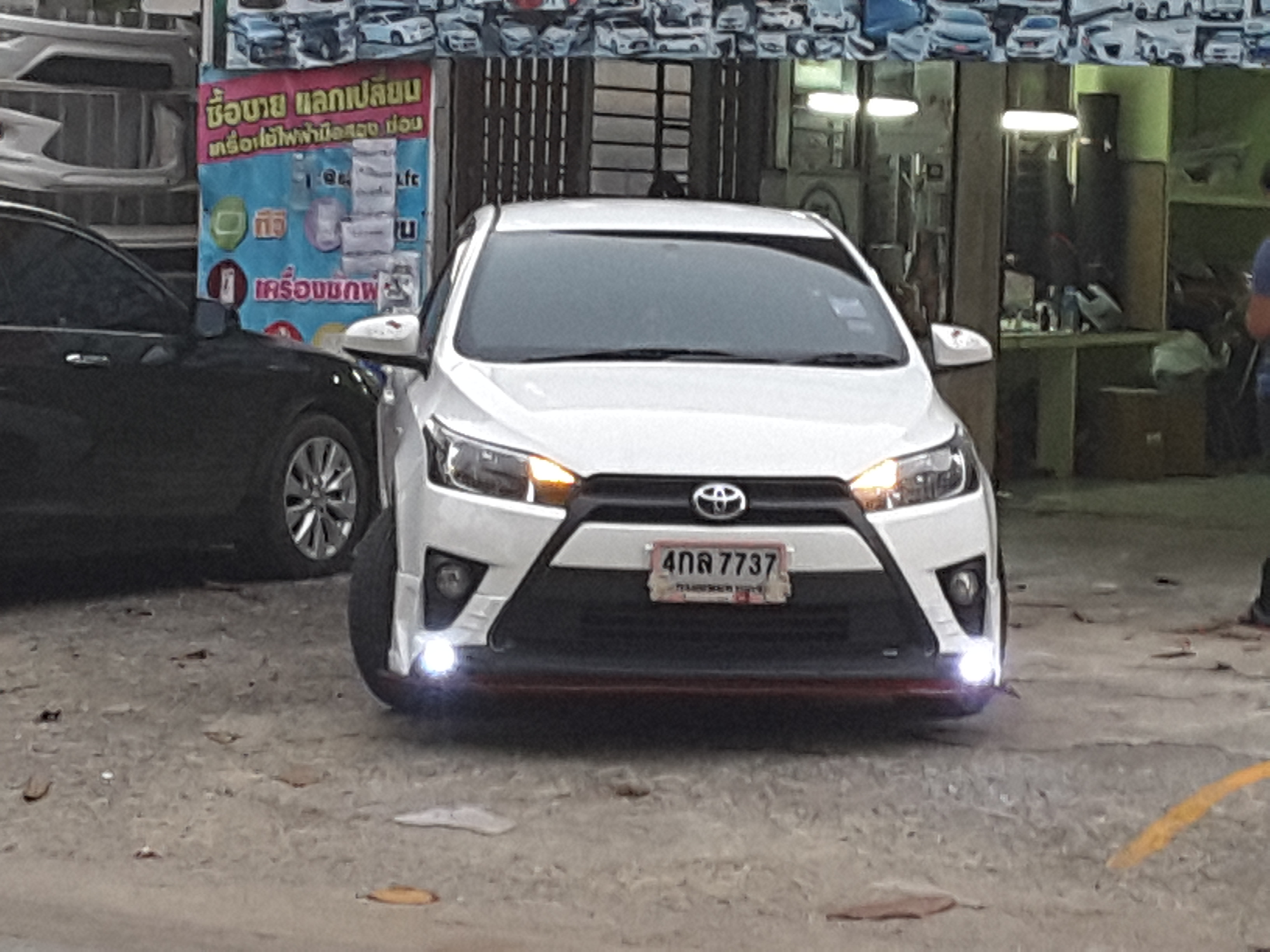 AE1 VS TOYOTA YARIS 2013-2016 ถึงตัวเล็กตัวหัวใจ มันยิ่งใหญ่