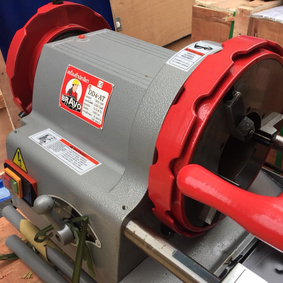 เครื่องต๊าปเกลียวท่อใช้ไฟฟ้า "BRAVO" ต๊าปตั้งแต่ 1/2"-4" หัวออโต้ Auto electric threading machine