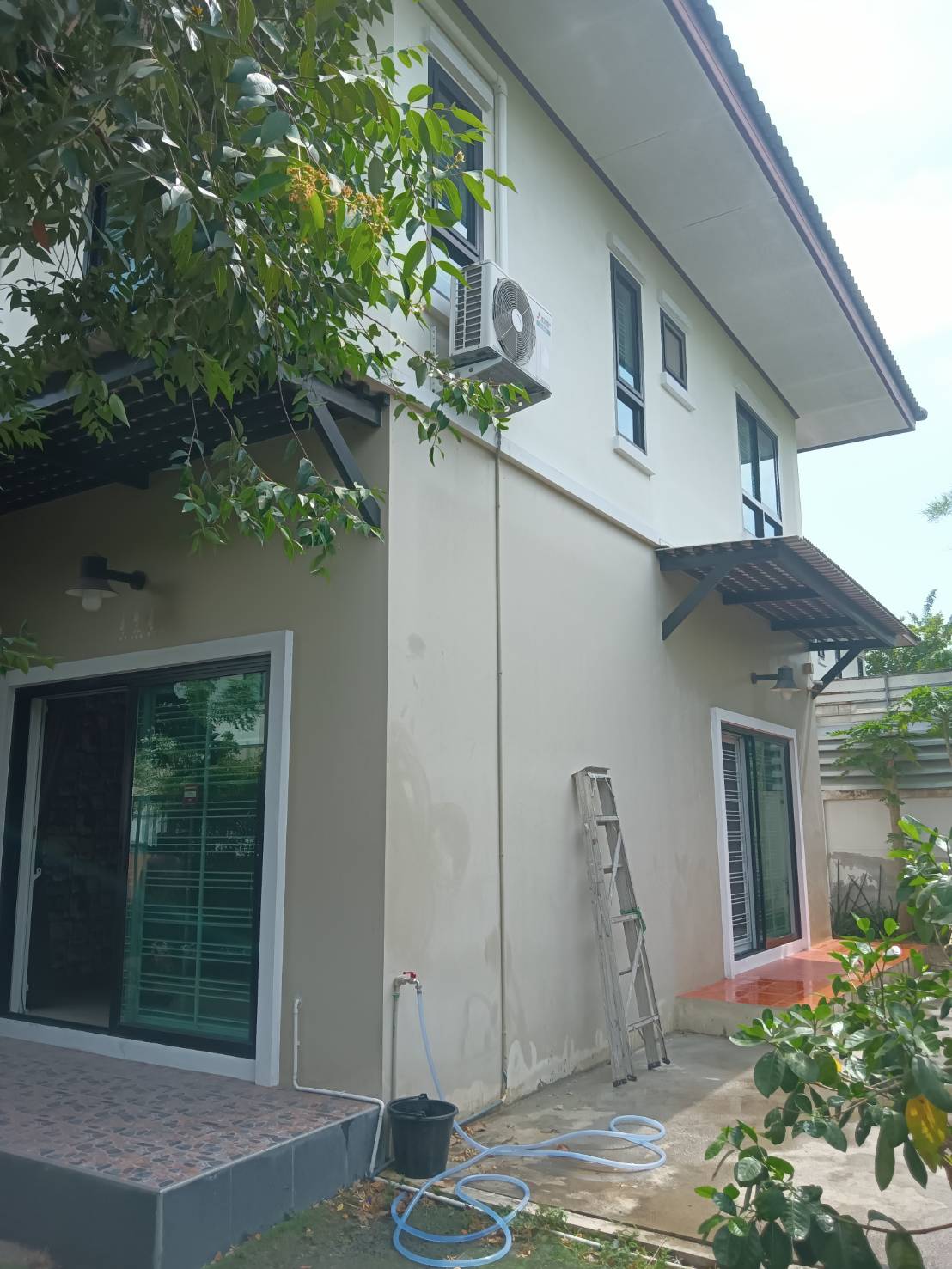 *เช่าแล้ว*ให้เช่า บ้านเดี่ยว 2 ชั้น 69.6ตร.ว. ถนนพุทธมณฑลสาย7 ถนนกำลังขยายทางเป็น 6เลน . 17,000บาท /เดือน