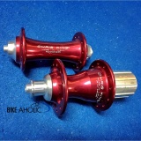 ดุมเสือหมอบ Chris King R45 สีแดง