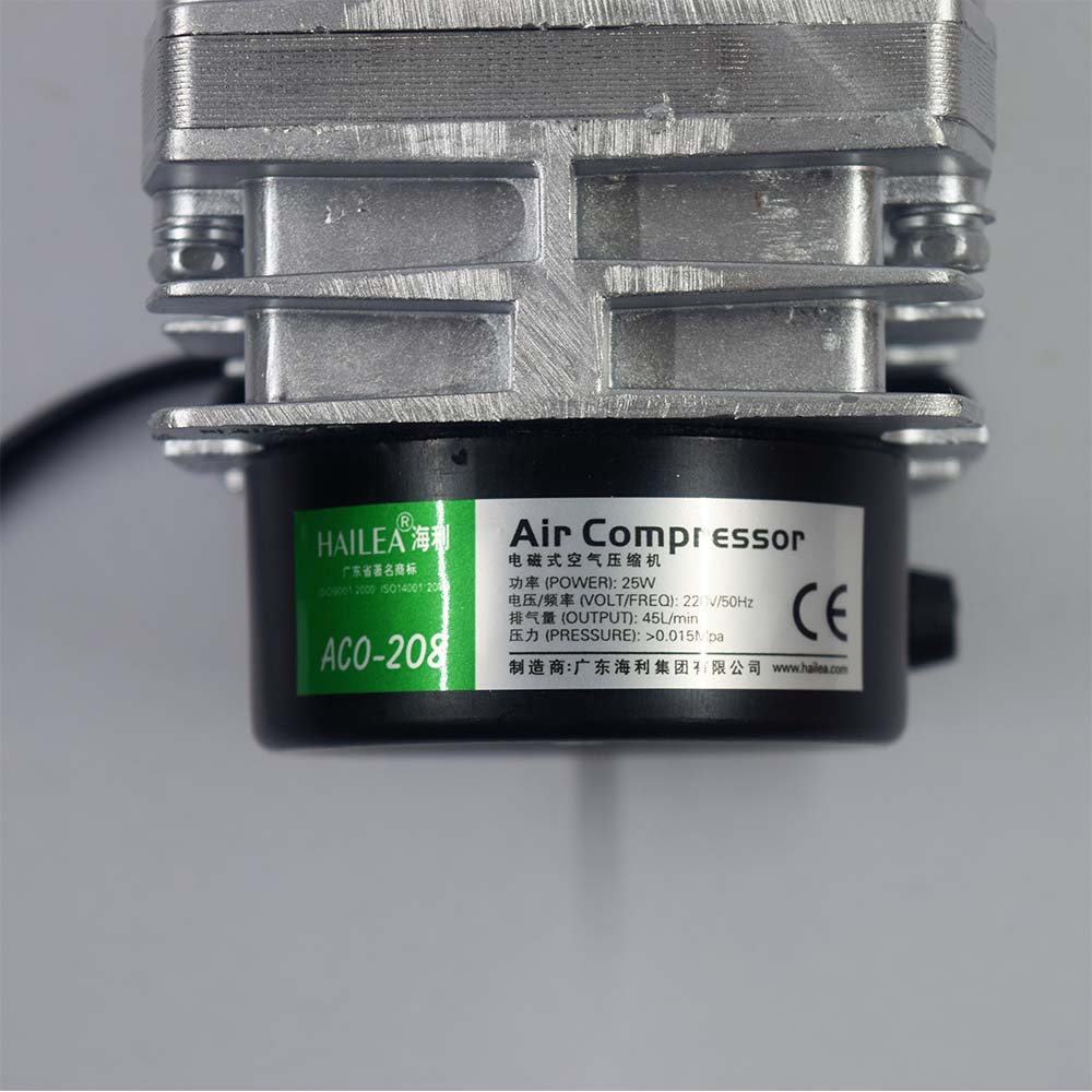 ปั้มออกซิเจน HAILEA รุ่น ACO-208 ท่อพักลม 2 นิ้ว ท่อแยกลม 20 ช่อง และอุปกรณ์พร้อมใช้งาน