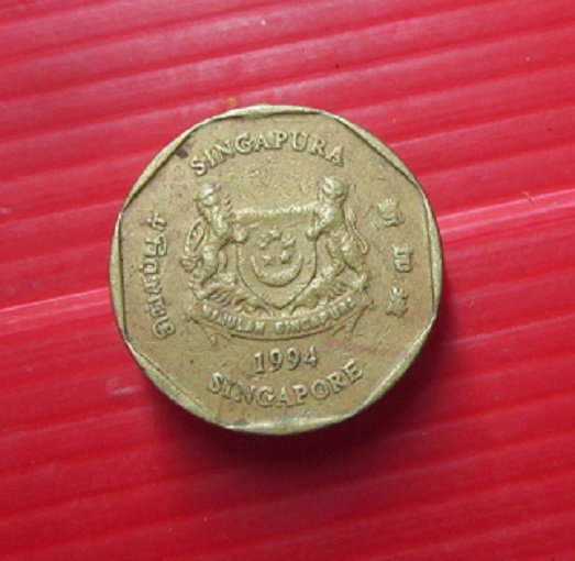 เหรียญ 1 ดอลล่า ประเทศสิงคโปร์ ร.ศ 1994 ราคารวมส่งด่วนแล้ว