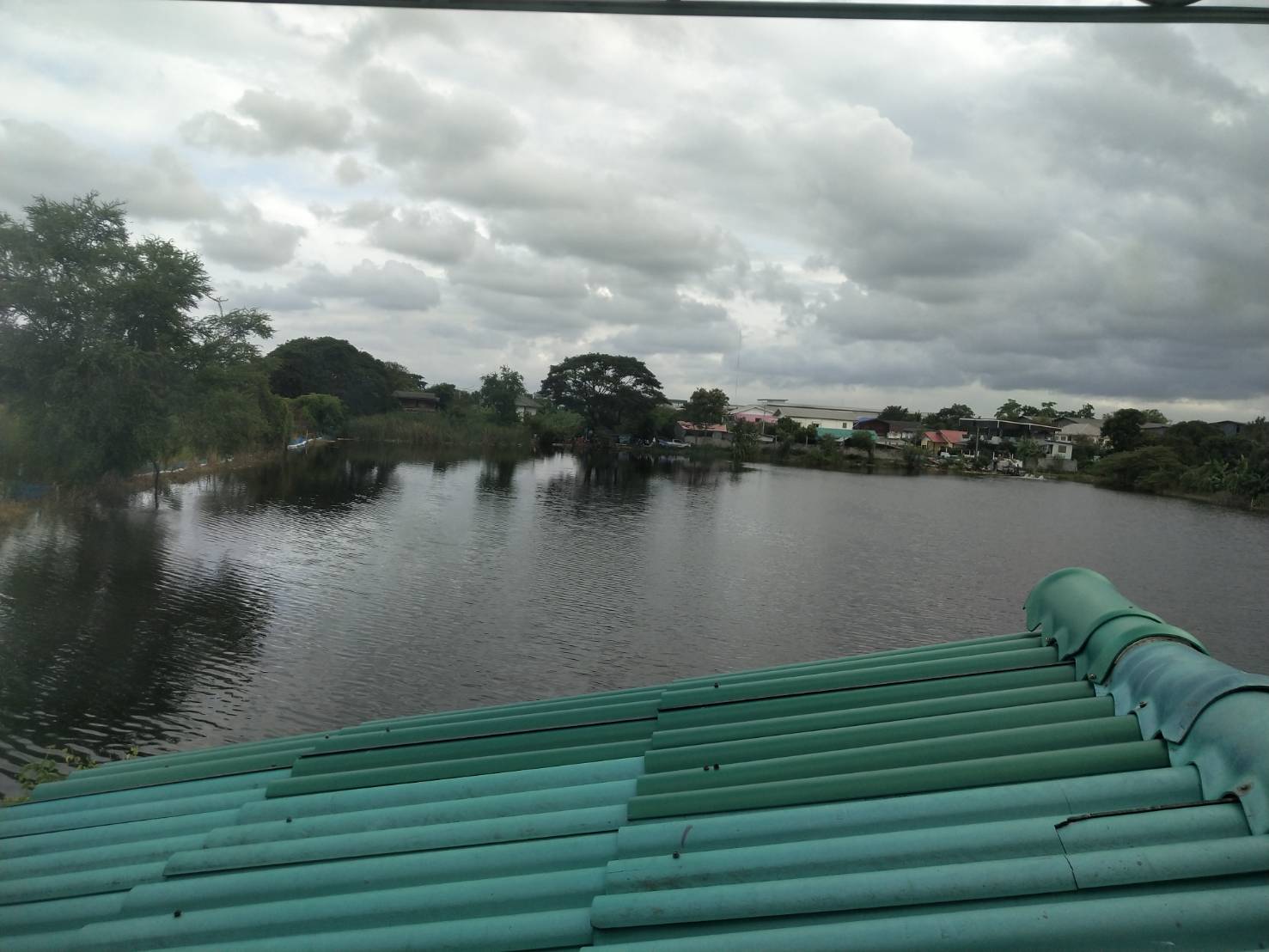 **ขายแล้ว** ขายบ้านเดี่ยว 2 ชั้น ม.พฤกษ์ลดา-พุทธสาคร (สาย4 ตัดใหม่) เจ้าของโครงการ : แลนด์แอนด์เฮ้าส์ - เนื้อที่ 55.8 ตร.ว. - พื้นที่ใช้สอย 136 ตร.ม. - ขนาด 3 ห้องนอน 2 ห้องน้ำ