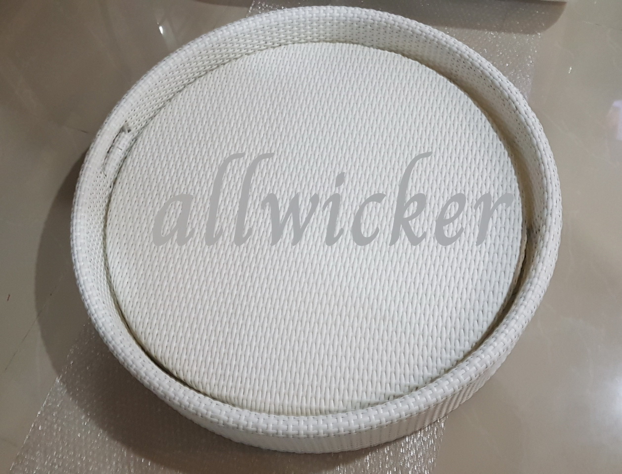 ถาดลอยน้ำหวายเทียม ทรงกลม 80ซม. สูง14ซม.หวายเทียม สำหรับใส่สำรับอาหาร หรือเครื่องดื่มเสริฟริมสระ หรือลอยในสระน้ำได้