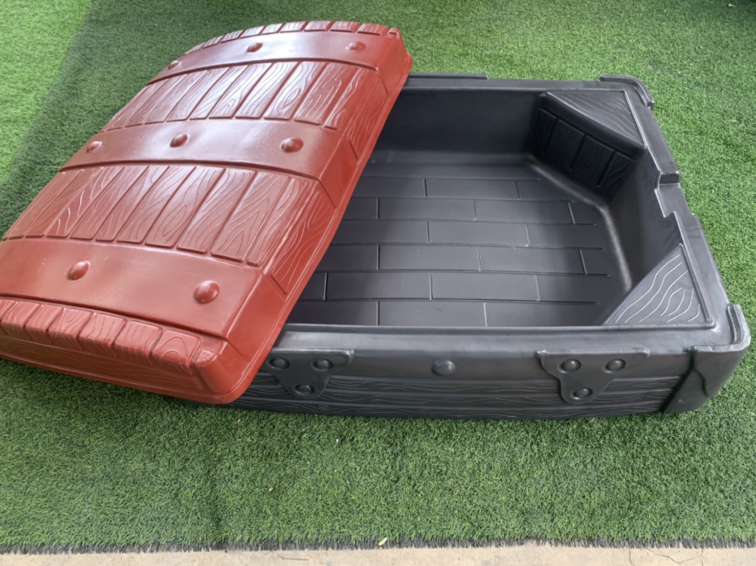 กระบะทรายสมบัติ มีฝาปิด , กระบะทรายเด็ก, ของเล่นเด็ก,กระบะทรายเด็ก, กระบะทรายเด็กเล่น, ของเล่นเด็ก ขนาด : 80x118x36cm.