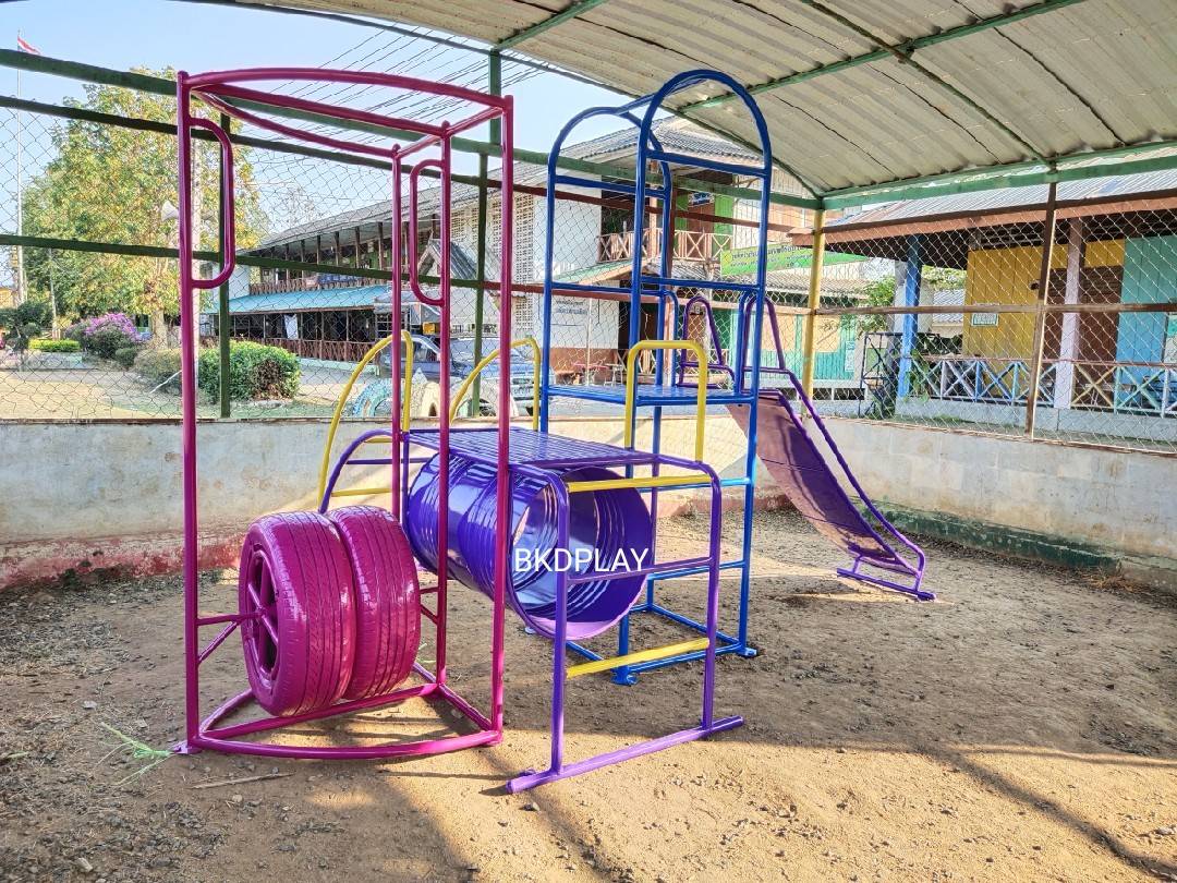 ชุดรวมยางวิ่ง, เครื่องเล่นสนามกลางแจ้ง , เครื่องเล่นสนามแบบเหล็ก,ชิงช้า,สไลเดอร์,โยกเยกเหล็ก, ม้าหมุน, OutdoorPlayground, ราคาโรงงาน ขนาด 180x220x170 ซม.