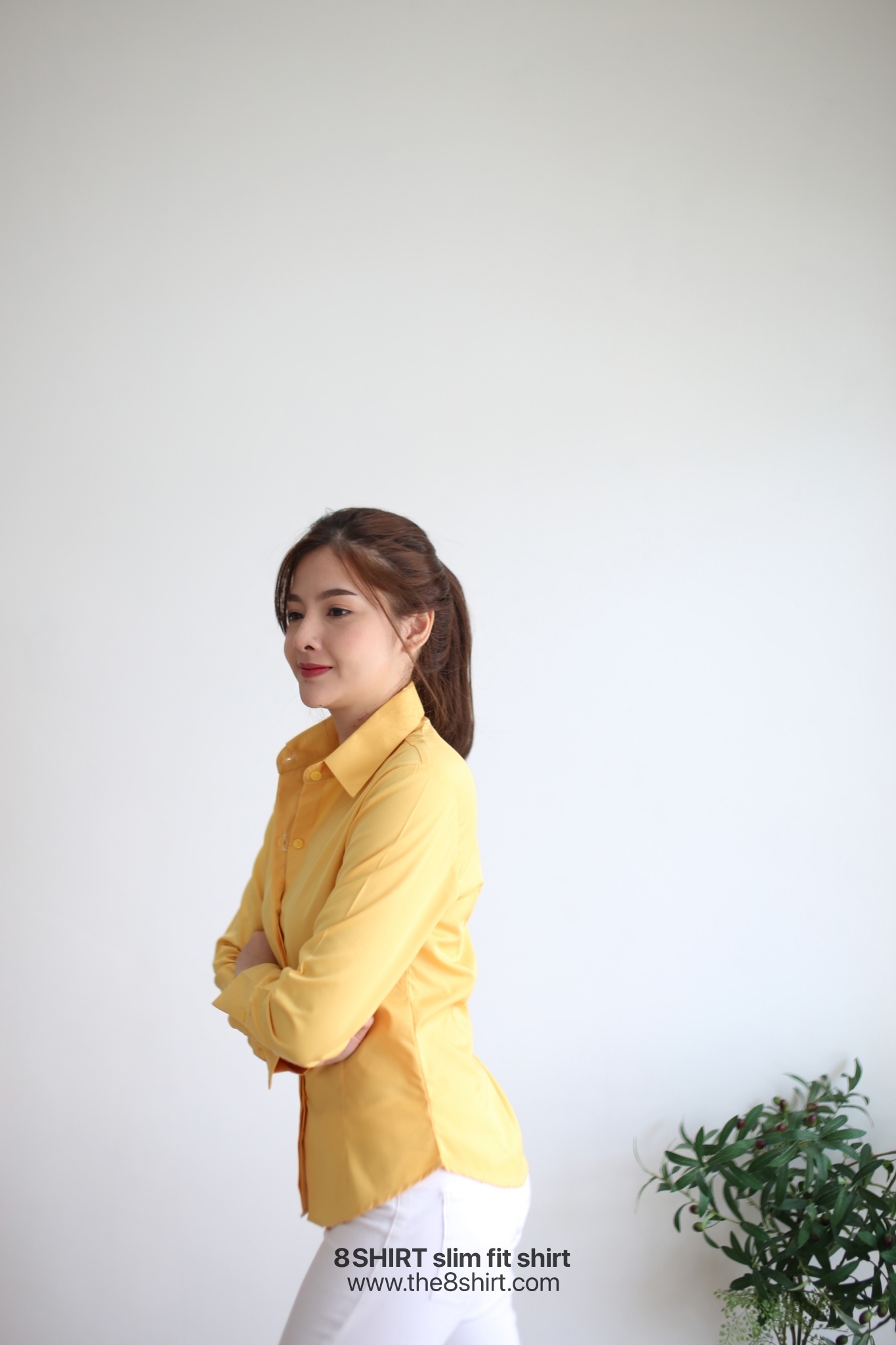 เสื้อเชิ้ตผู้หญิง สีเหลือง (Yellow) สลิมฟิต เข้ารูป แขนยาว เสื้อเชิ้ตทำงาน เสื้อยูนิฟอร์ม แบรนด์ 8SHIRT slim fit shirt พร้อมส่ง