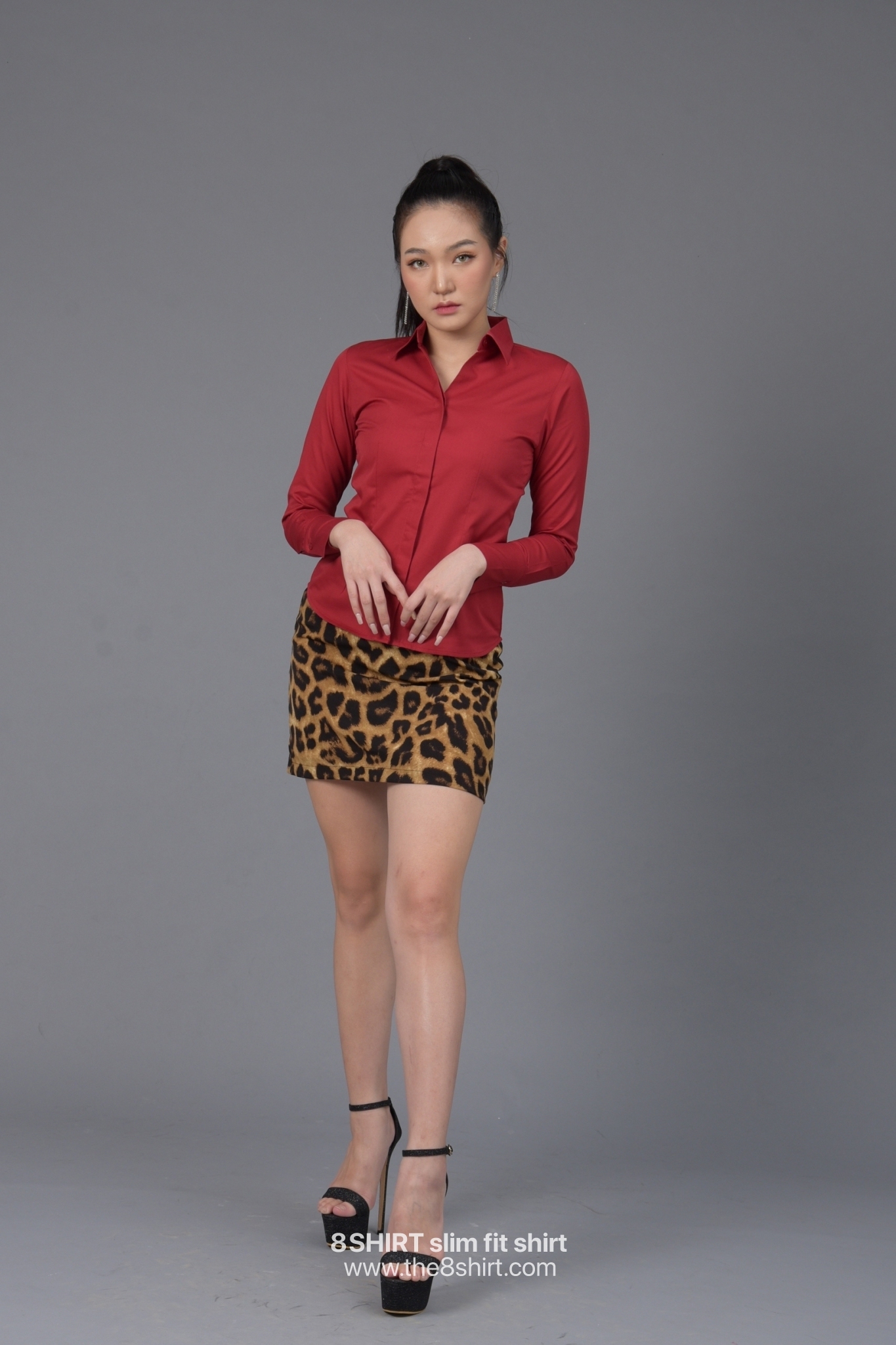 เสื้อเชิ้ตผู้หญิง แดงเลือดนก (Maroon Red) สลิมฟิต เข้ารูป แขนยาว เสื้อเชิ้ตทำงาน เสื้อยูนิฟอร์ม แบรนด์ 8SHIRT slim fit shirt พร้อมส่ง