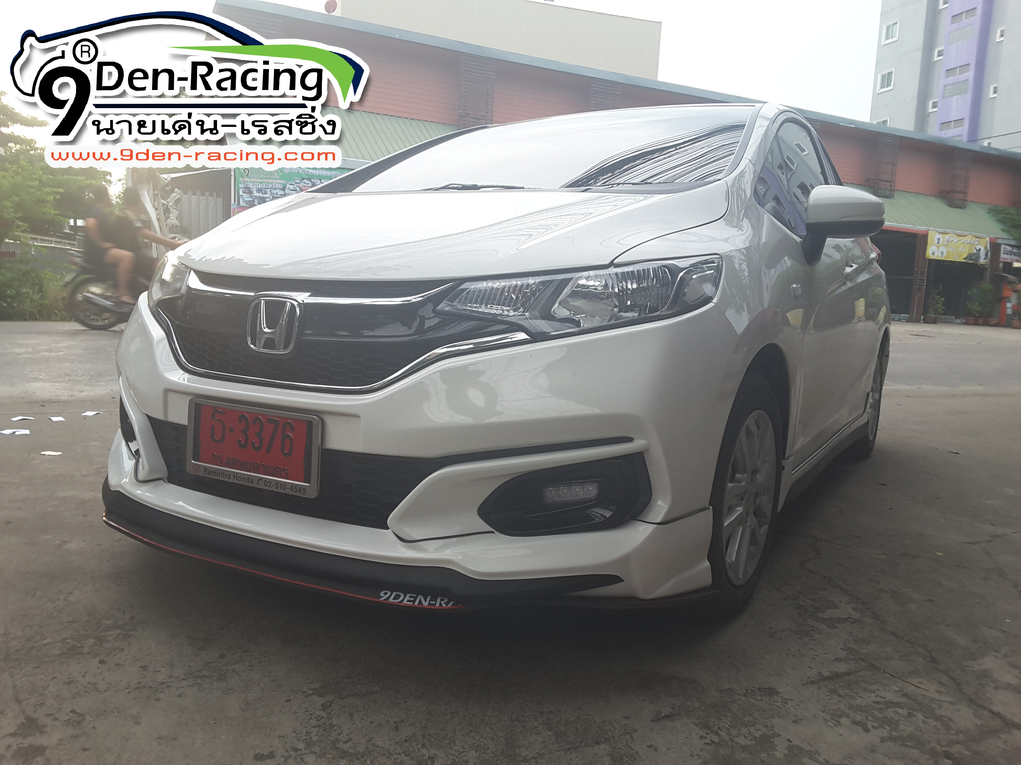 9DEN-MD-STYLE'17 VS HONDA JAZZ 2017-ON แค่เอาใจมา ก็ได้แระ 1000% กับท้ายท่อคู่แท้ พร้อมแล้วที่จะไปกับคุณ